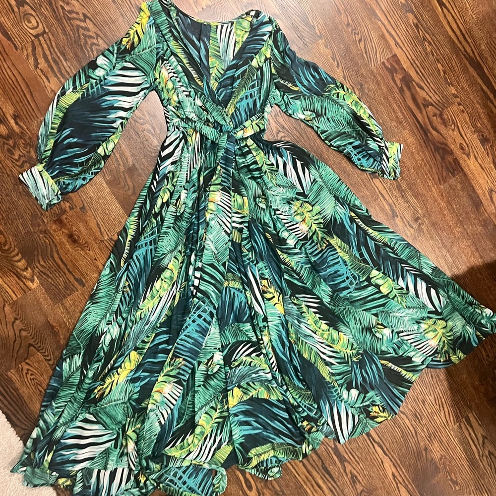Gorgeous Tropical Green Maxi Dress